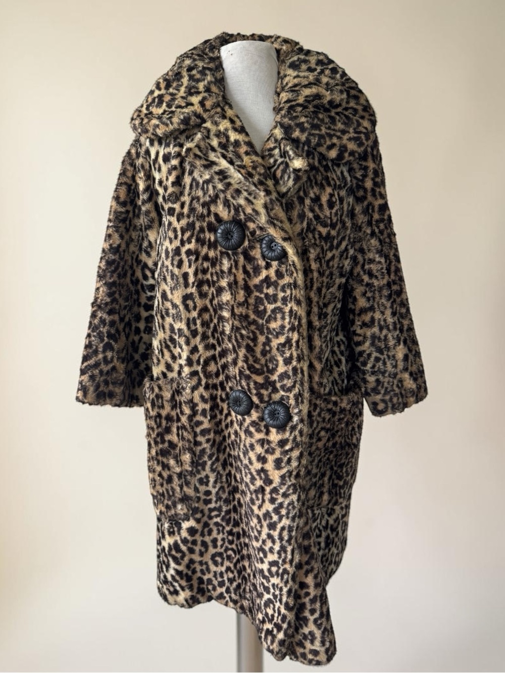Vtg 60s Leopard Print Faux Fur Coat Sz L/XL Double Breast Classic